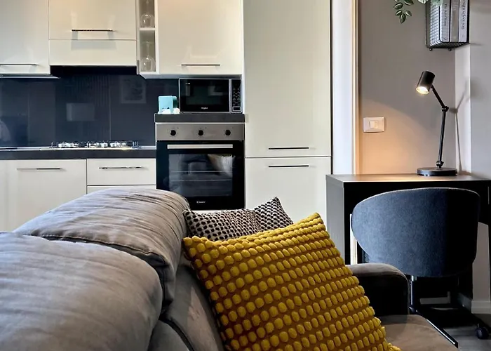 Pasitea - 1 Min Walk Tram To Duomo, Easy To Rho Fiera Apartment