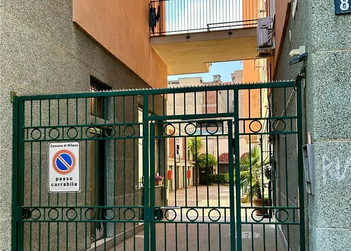Apartment Pasitea - 1 Min Walk Tram To Duomo, Easy To Rho Fiera